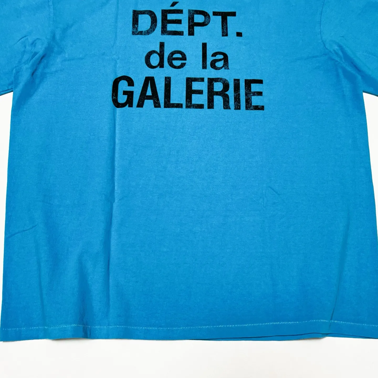 GALLERY DEPT. FRENCH TEE/LIGHT TEAL Lake Blue French Lake Blue S-XL Summer Dopamine Color American Retro Original Same OE Yarn Cone Fabric Garment Dyeing Printing Rewashed Water Distressing Simulates Natural Distressing Effect Correct Accessories Top Purchasing Level